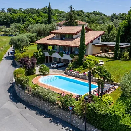 Vittoria